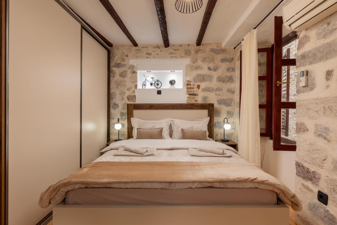 Quince&Sparkle Apartments Old Town Kotor Zewnętrze zdjęcie